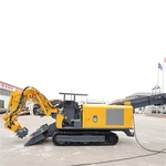 석탄 광산용 밀링 머신은 퀵 커플러를 장착하고 있으며, 암석 터널링 중 버킷과 밀링 헤드를 교체할 수 있습니다.